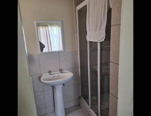 2 BEDROOM PROPERTY TO RENT IN HONEYDEW